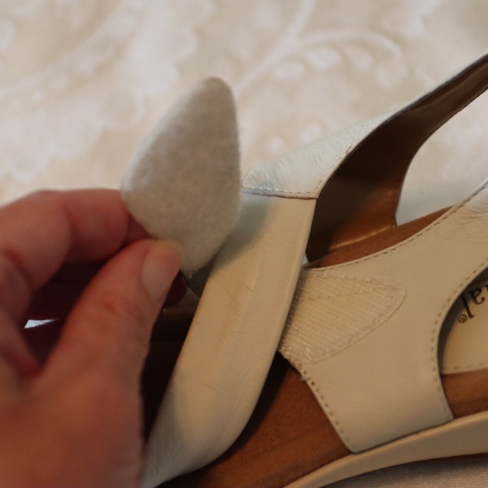 Bjorndal Double Time Off White Leather Upper Adjustable Sandals Size 9.5 - Picture 5 of 16